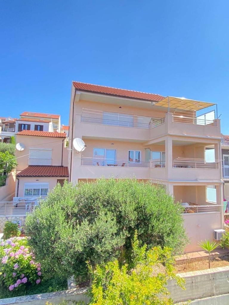 Apartments Kristina Hvar Town Buitenkant foto