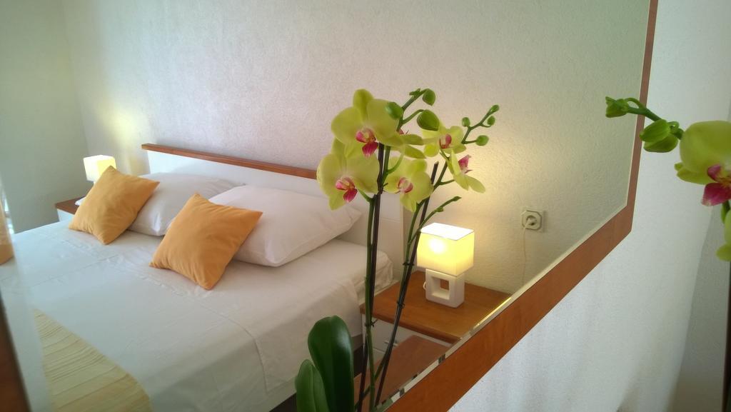 Apartments Kristina Hvar Town Kamer foto